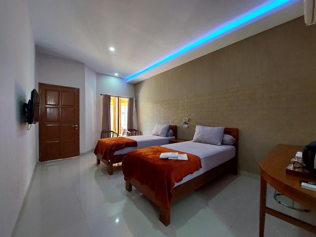 Oasis Hotel Ampana Екстериор снимка