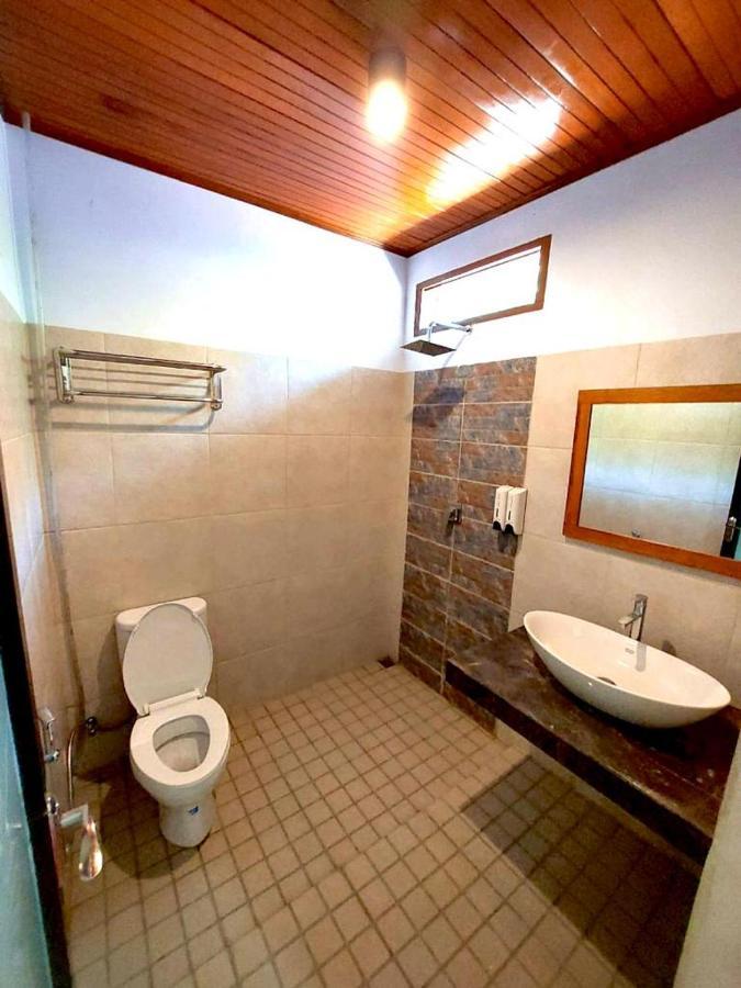 Oasis Hotel Ampana Екстериор снимка